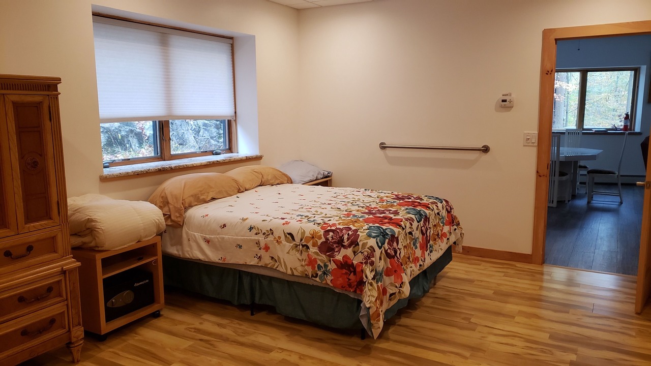 Photo of Bedroom in Monroe Township