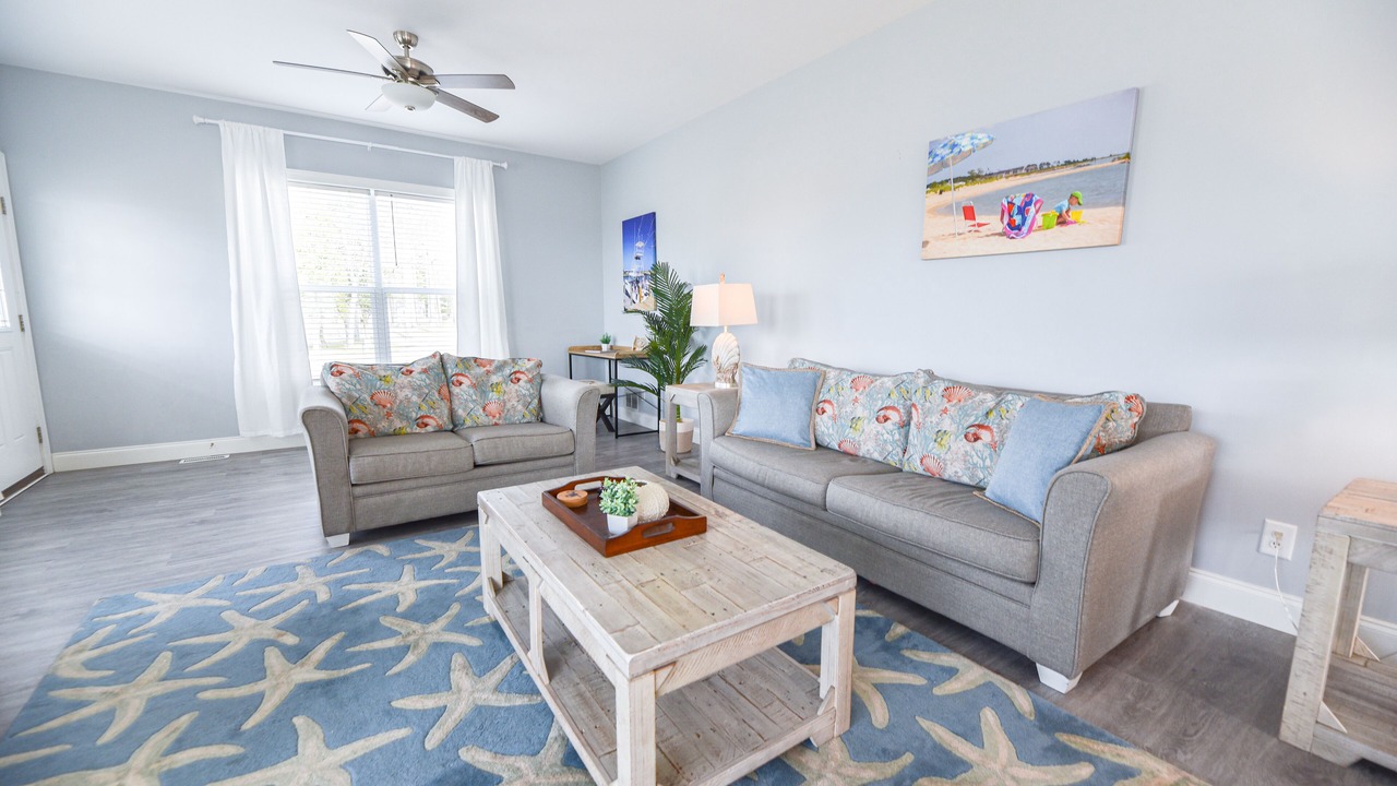 Photo of Livingroom in Long Neck
