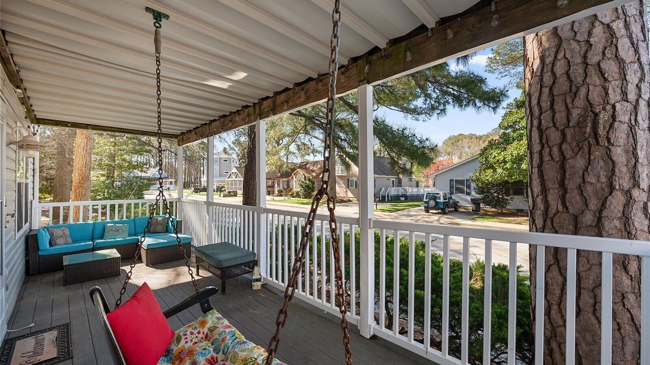 Photo of Patio Balcony in Caine Woods
