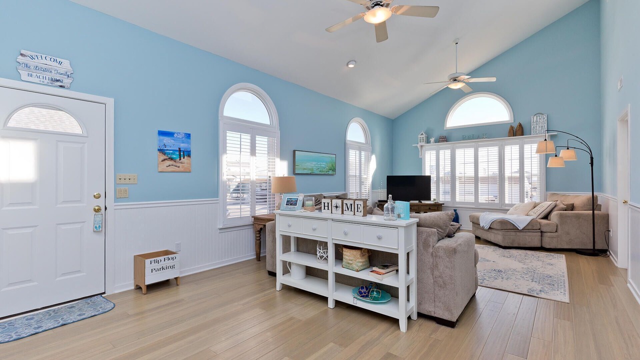 Photo of Livingroom in Tuckerton Beach