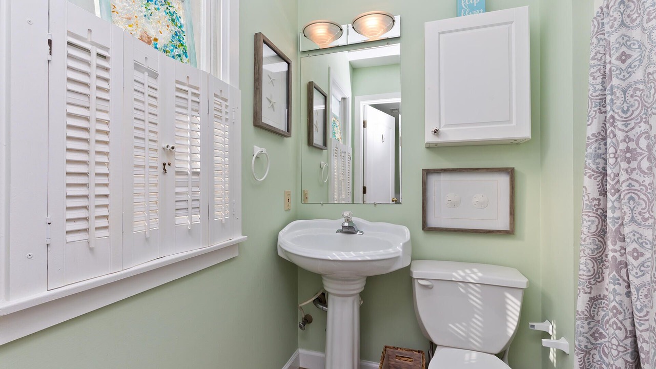 Photo of Bathroom in Tuckerton Beach
