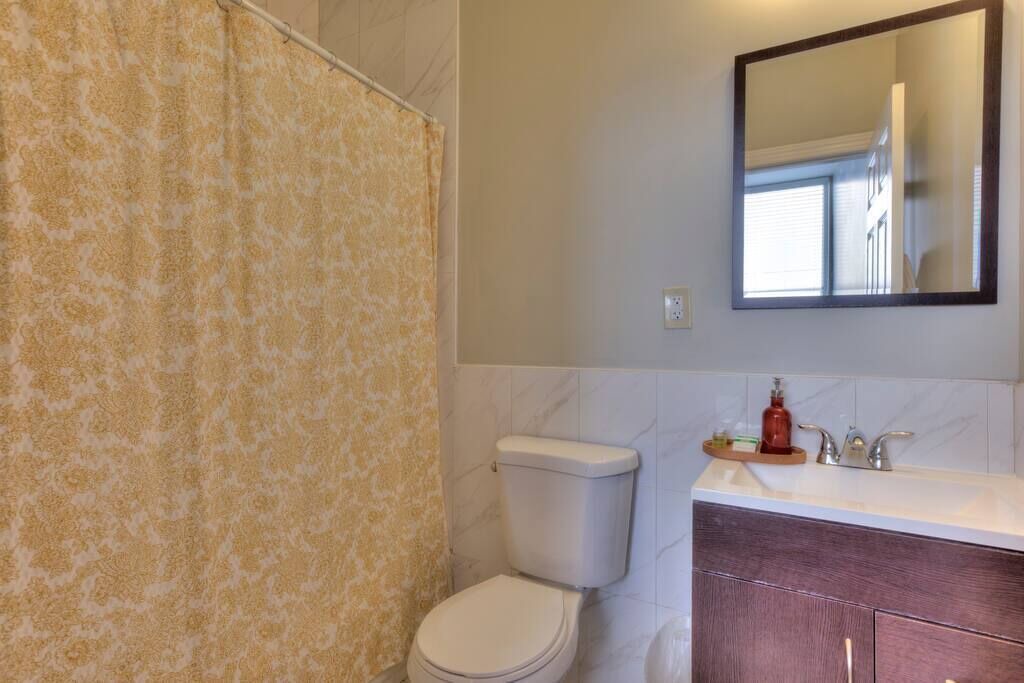 Photo of Bathroom in Chinatown