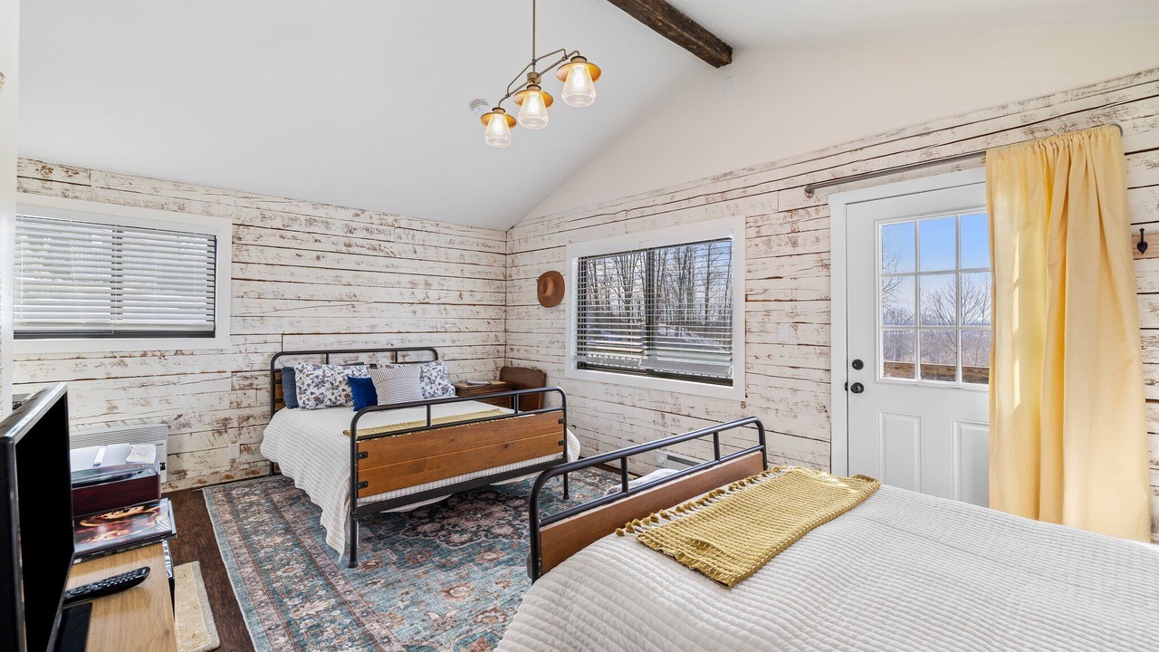 Photo of Bedroom in Thompson