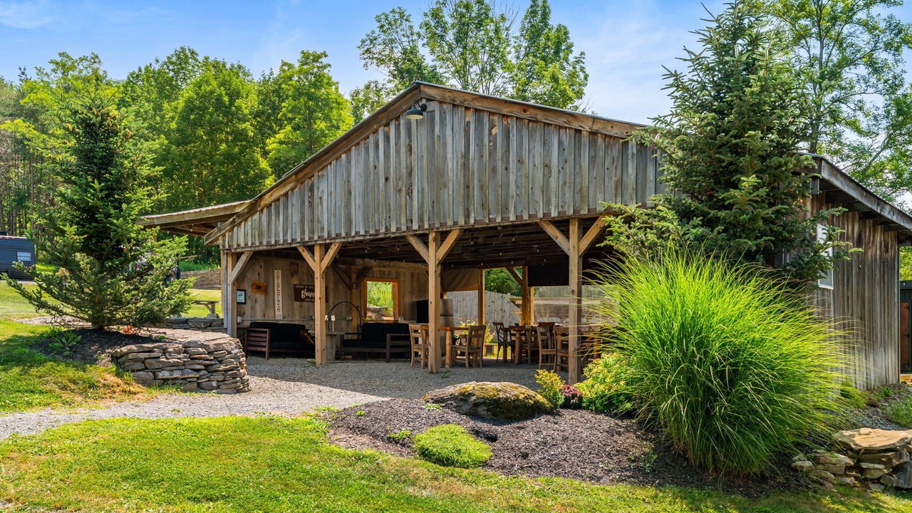 Photo of Outdoor in Thompson