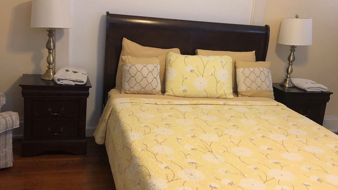 Photo of Bedroom in Clifton