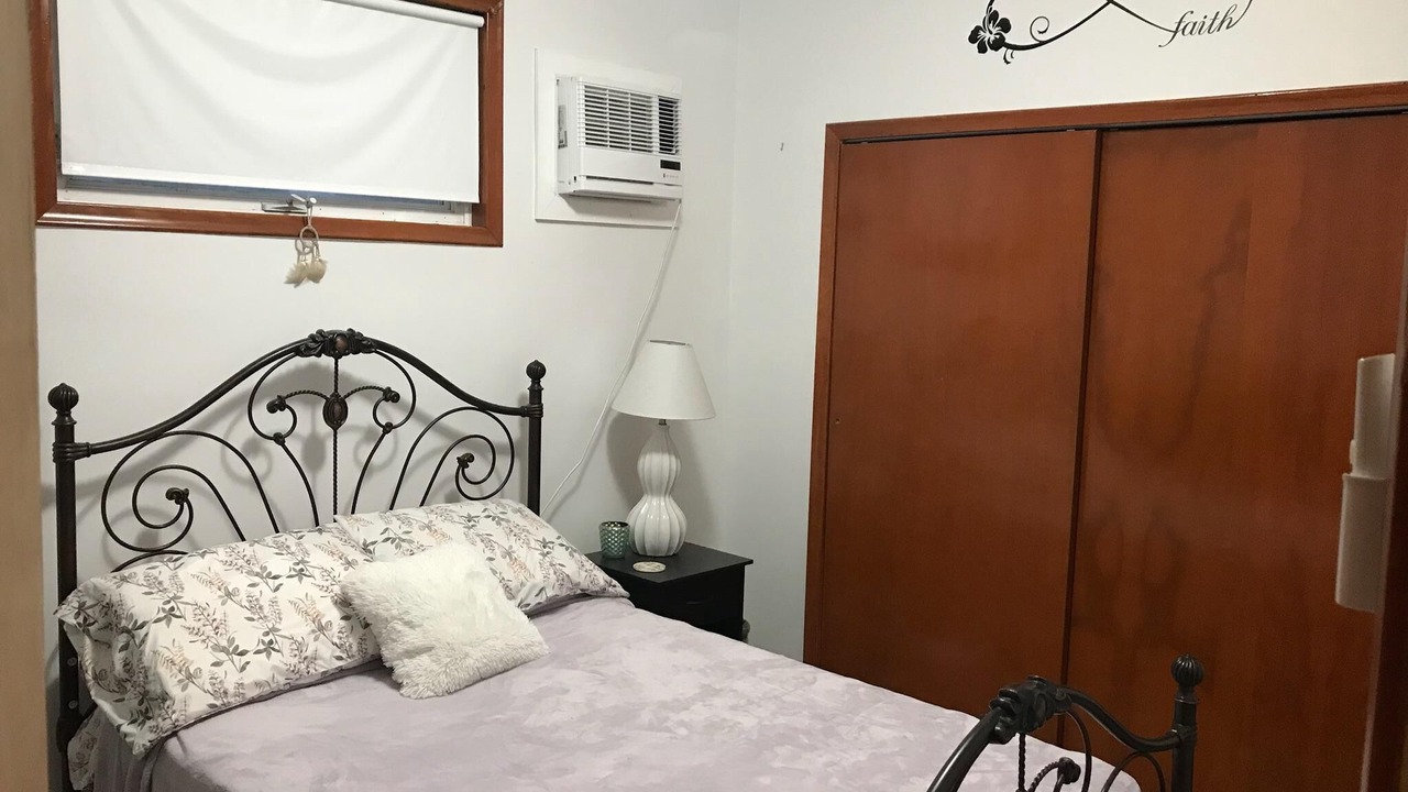 Photo of Bedroom in North Bergen