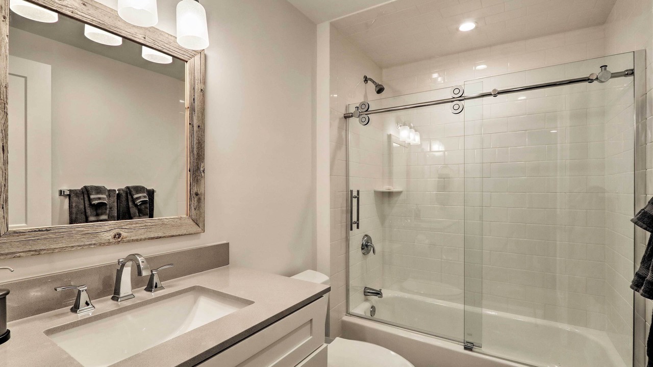 Photo of Bathroom in Red Bank