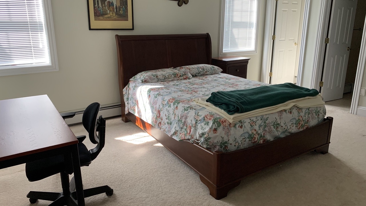 Photo of Bedroom in Middletown