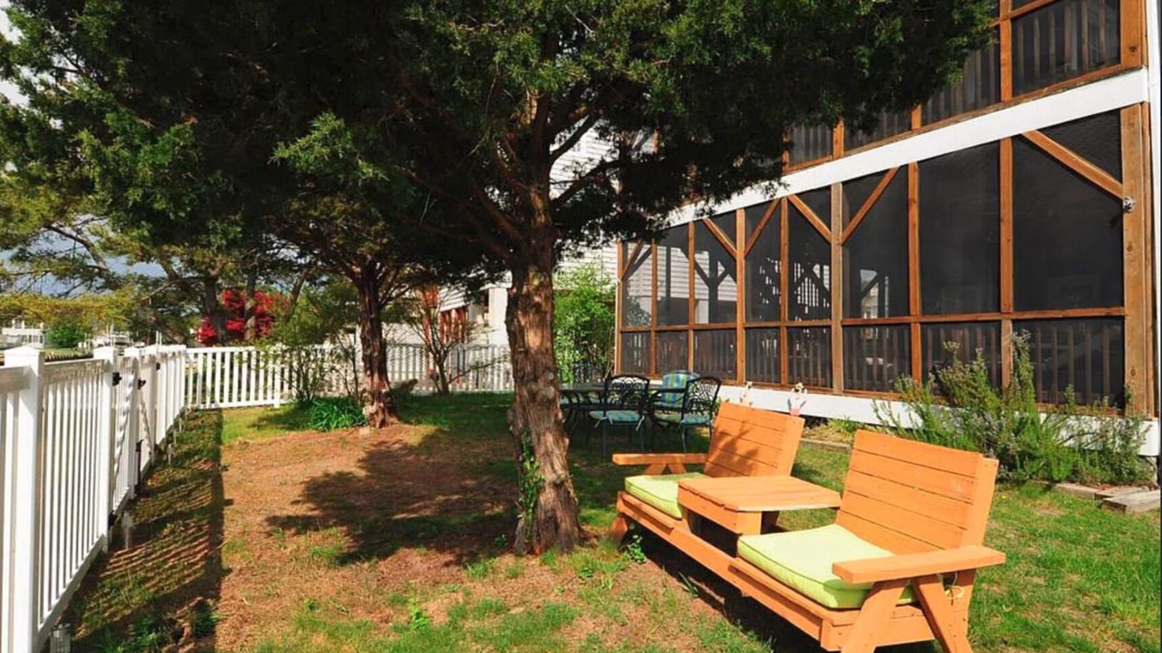 Photo of Patio Balcony in South Bethany Harbor