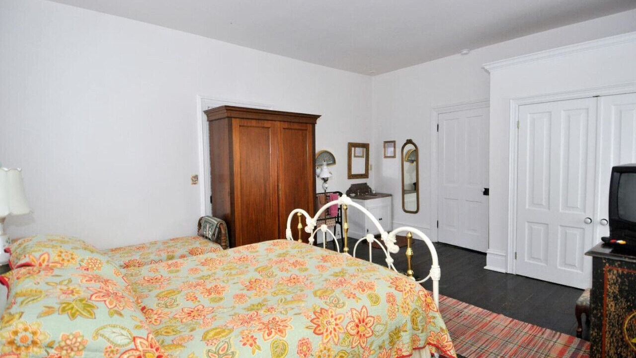 Photo of Bedroom in Berkeley Springs