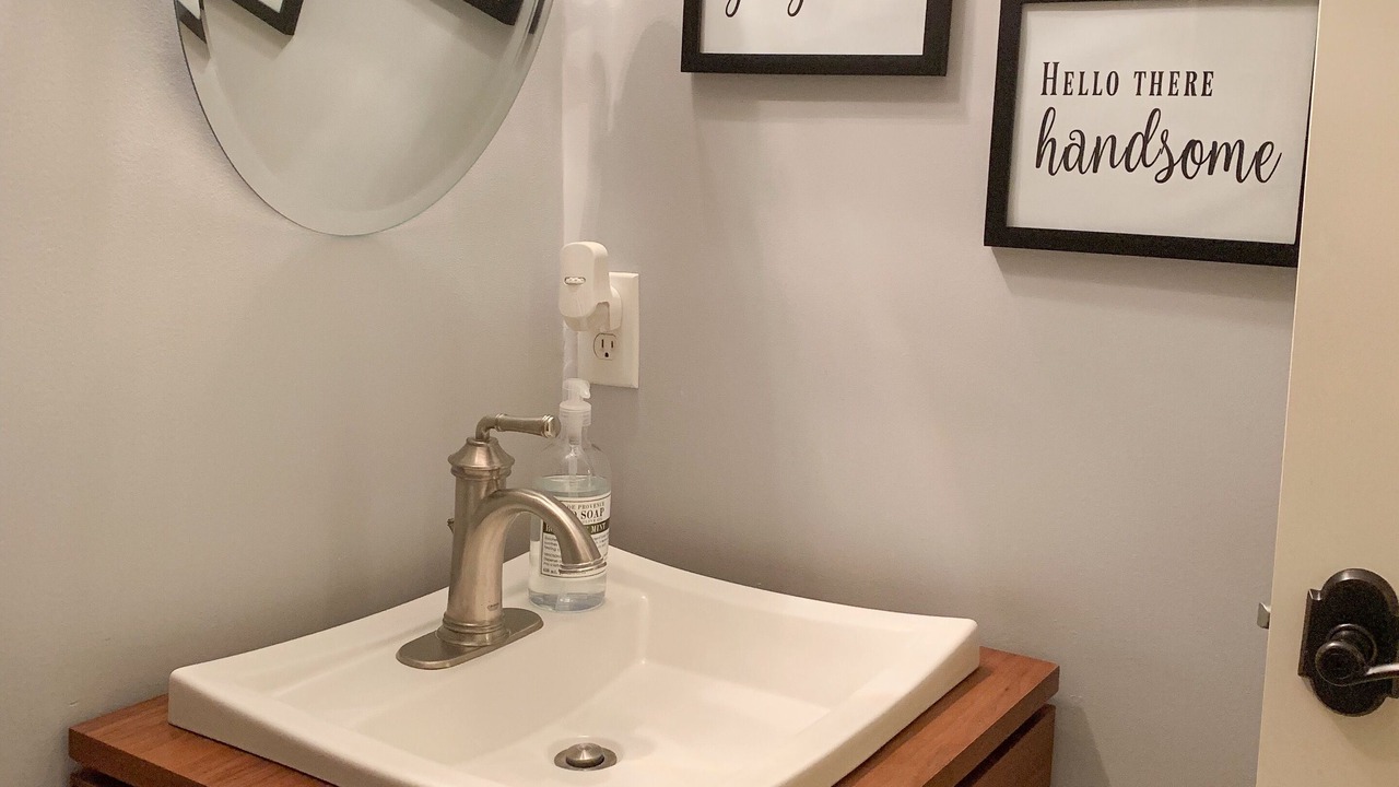 Photo of Bathroom in Henryville