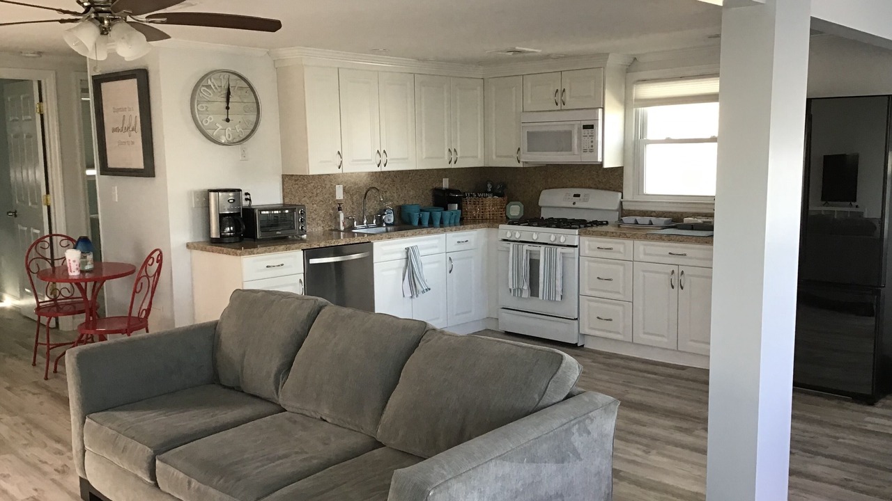 Photo of Livingroom in Bayville
