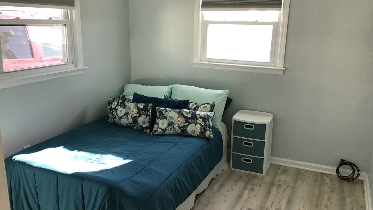 Photo of Bedroom in Bayville