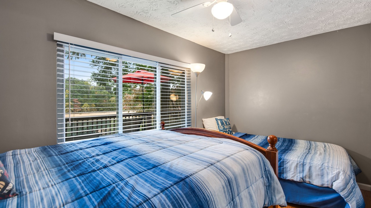 Photo of Bedroom in Jefferson City