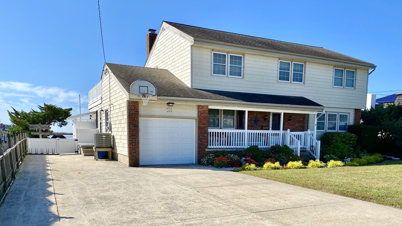 Photo of Outdoor in Avalon