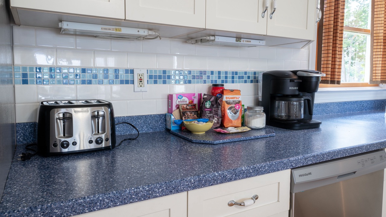 Photo of Kitchen in Deale Beach