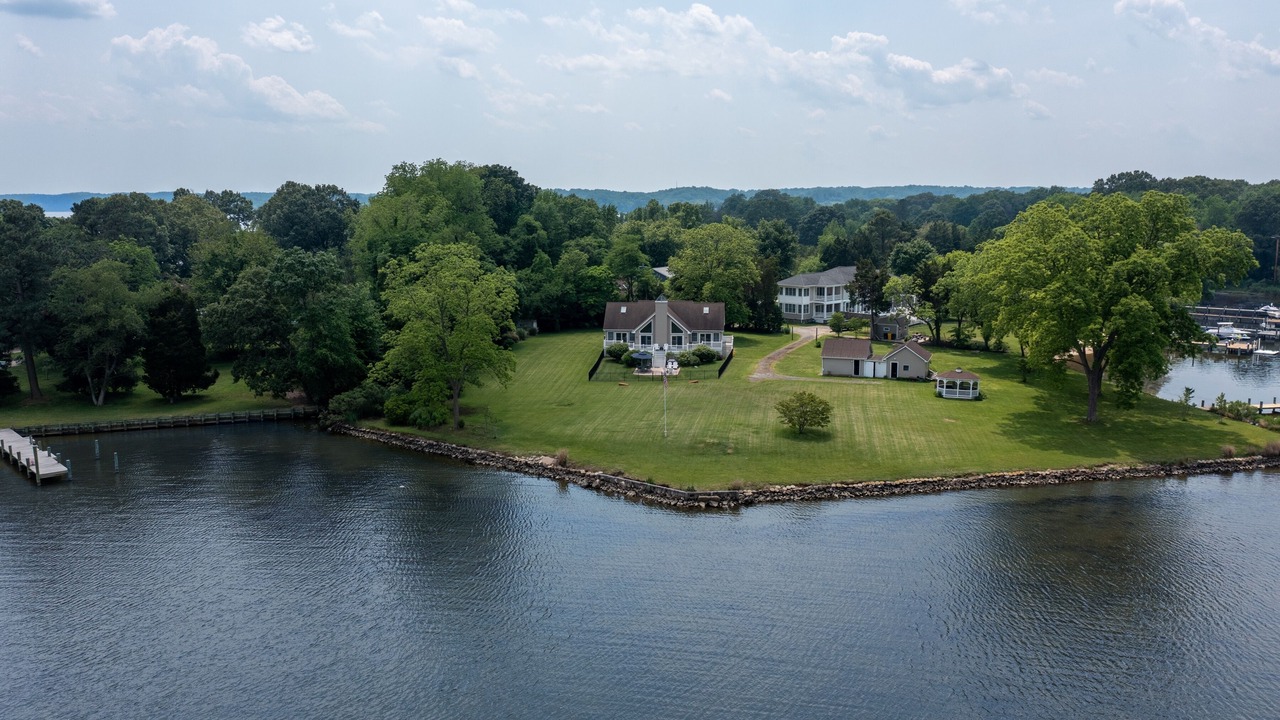 Photo of Outdoor in Deale Beach