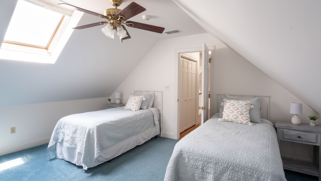 Photo of Bedroom in Deale Beach