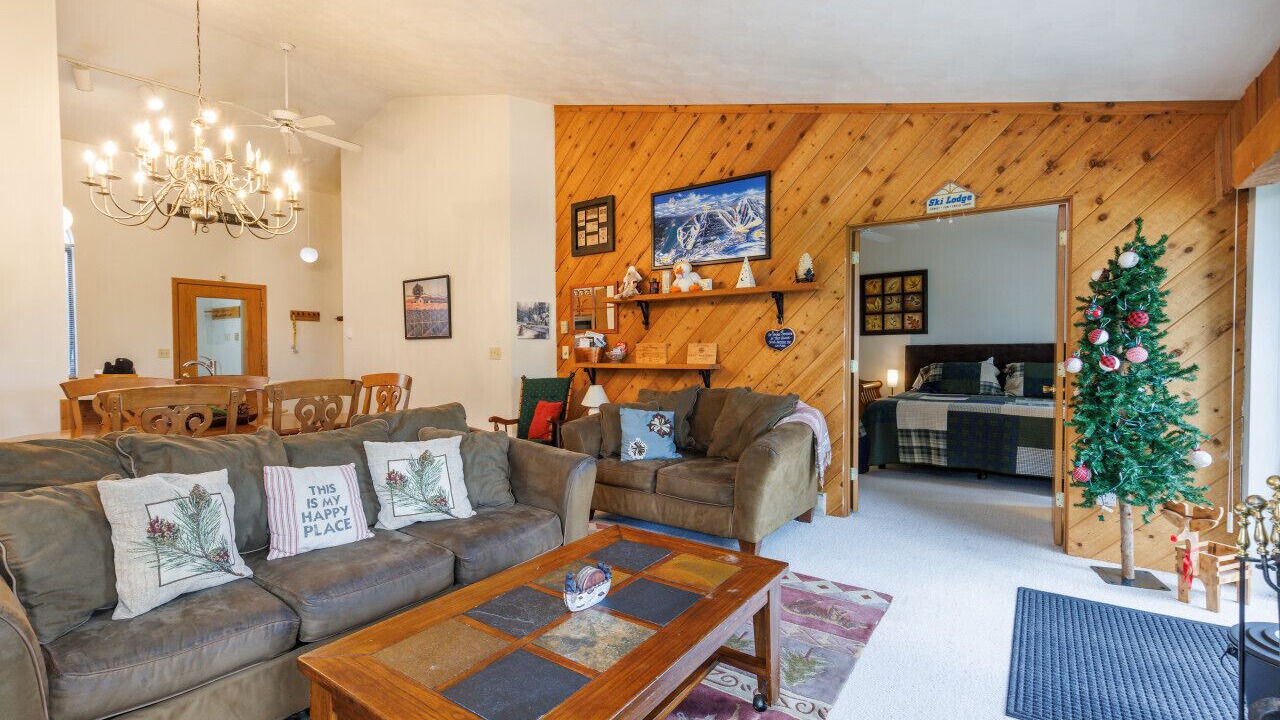 Photo of Livingroom in Hidden Valley