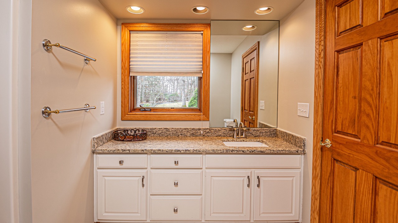 Photo of Bathroom in Crellin