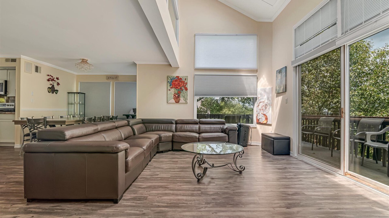 Photo of Livingroom in Tannersville