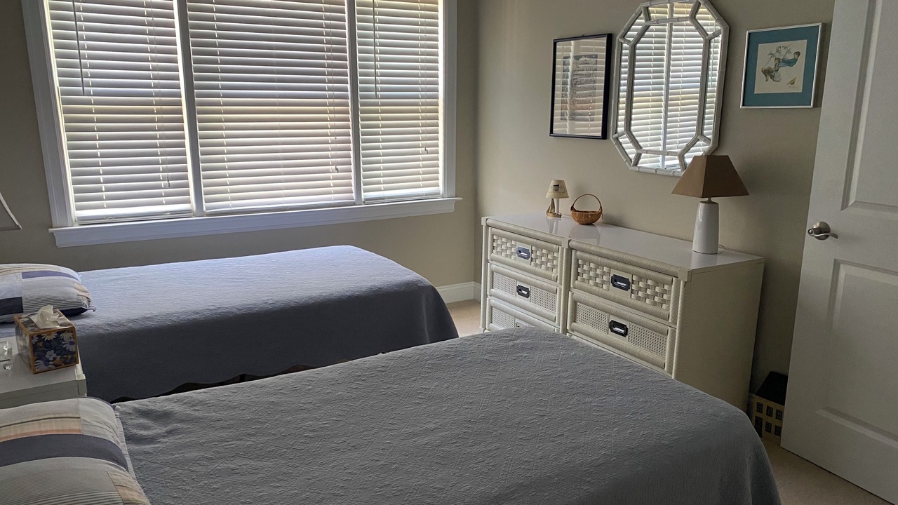 Photo of Bedroom in Admiral Estates