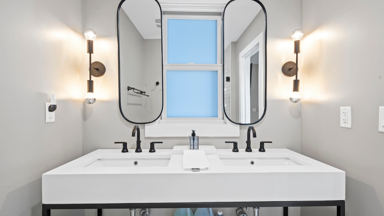 Photo of Bathroom in Mount Adams