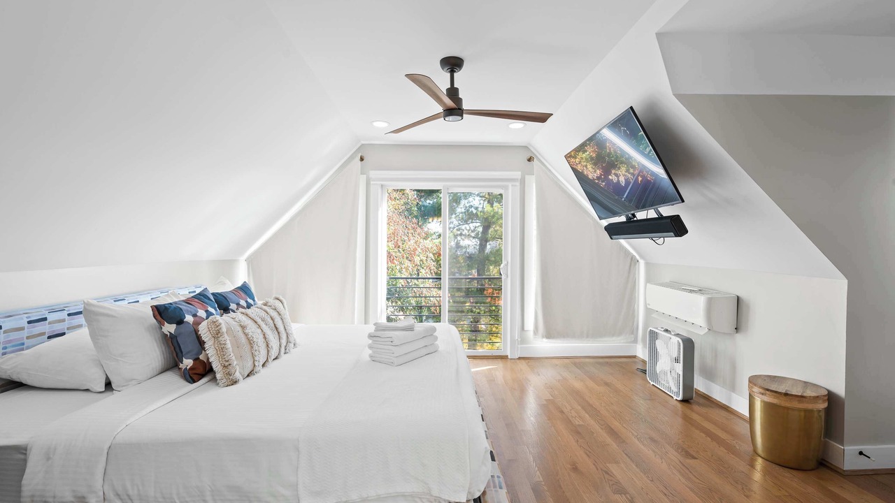 Photo of Bedroom in Mount Adams