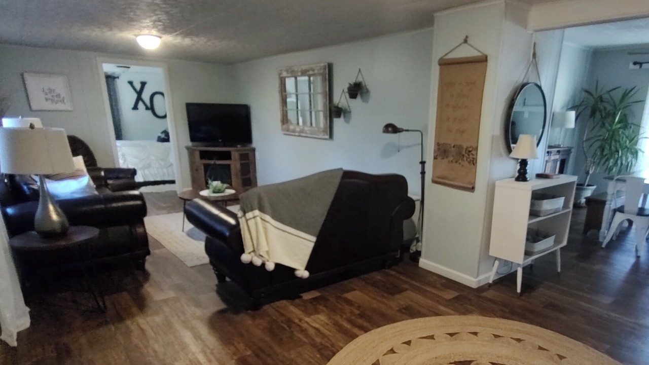 Photo of Livingroom in Reinholds
