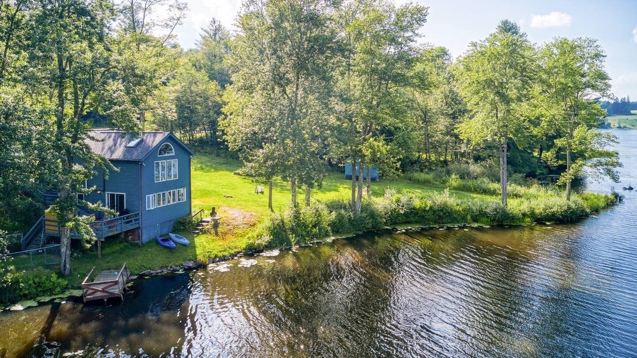 Photo of Outdoor in Swan Lake