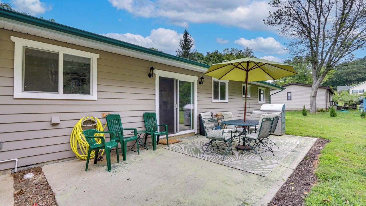 Photo of Patio Balcony in Nelsonville
