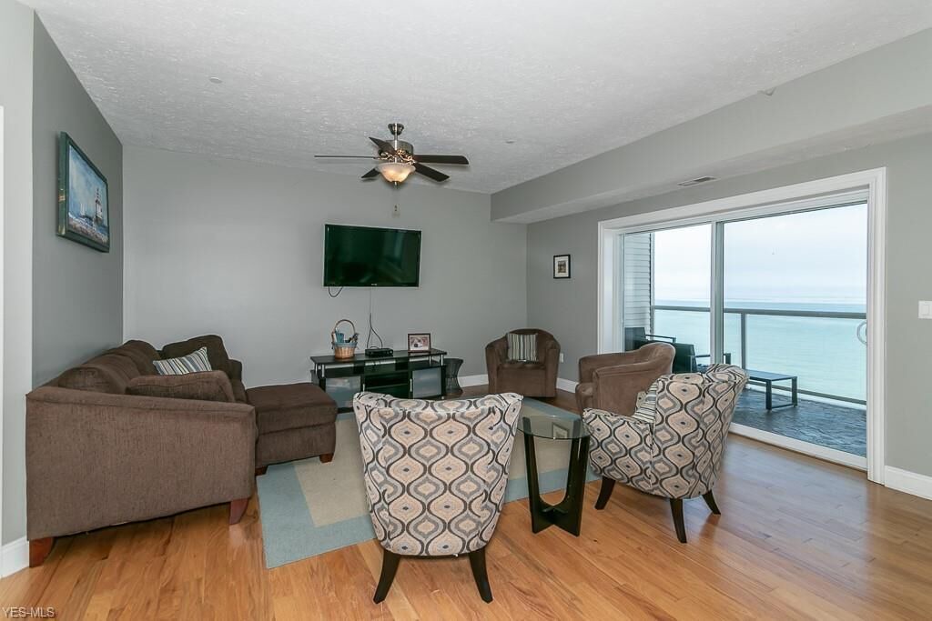 Photo of Livingroom in Geneva-on-the-Lake