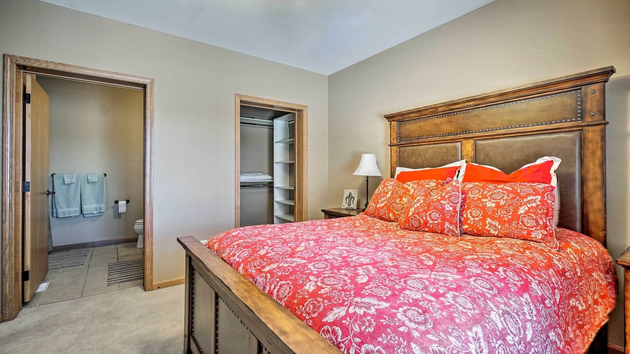 Photo of Bedroom in Conneaut Lakeshore