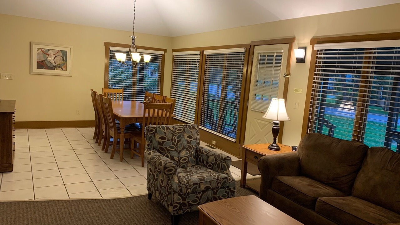 Photo of Livingroom in Shawnee On Delaware
