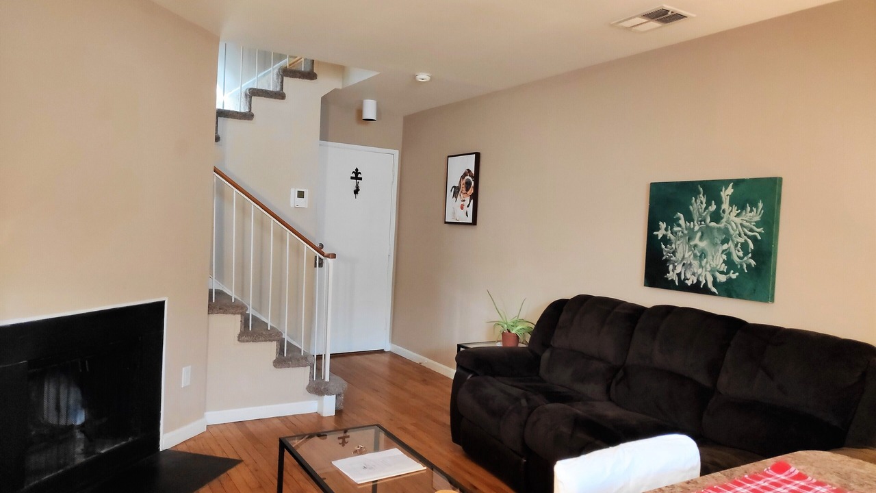 Photo of Livingroom in Mount Vernon