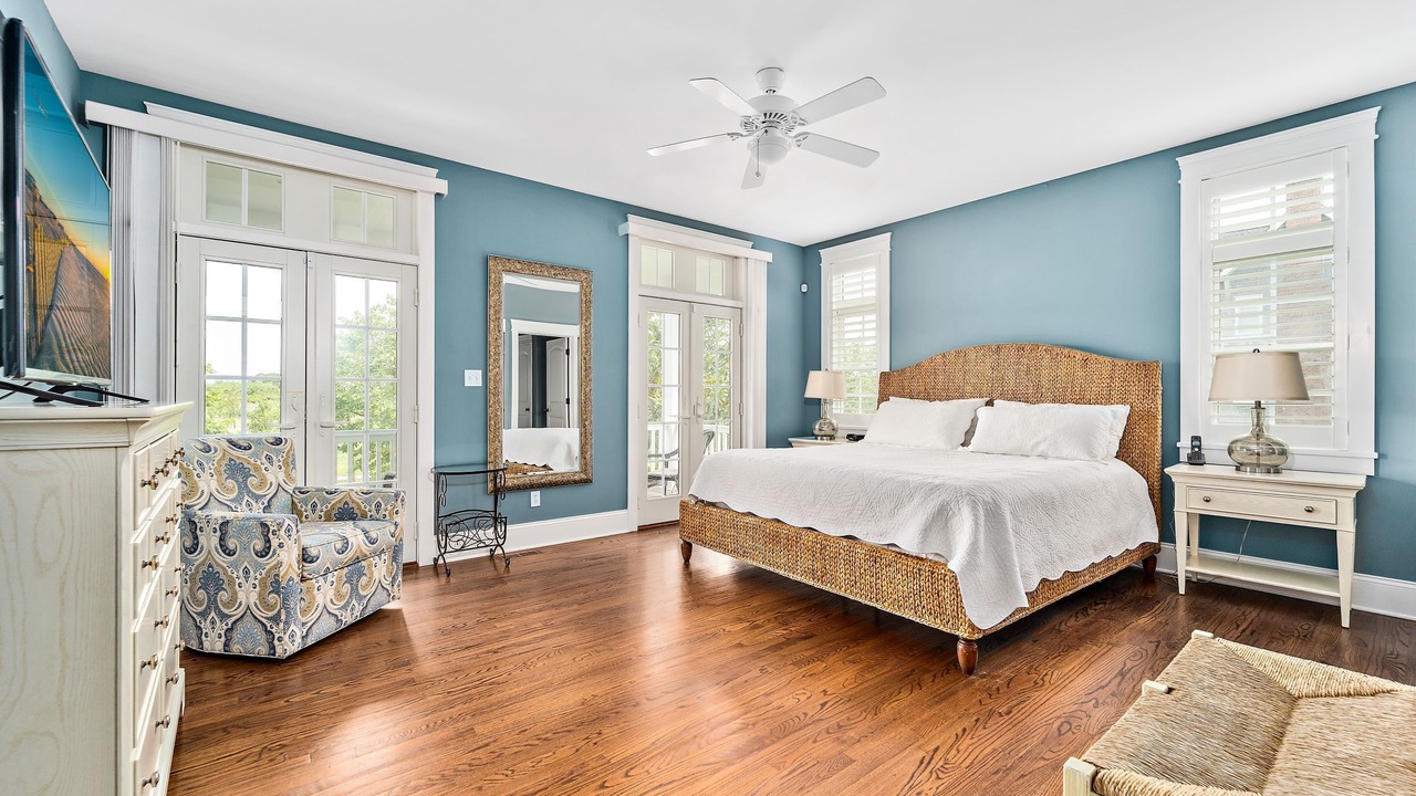 Photo of Bedroom in Admiral Estates