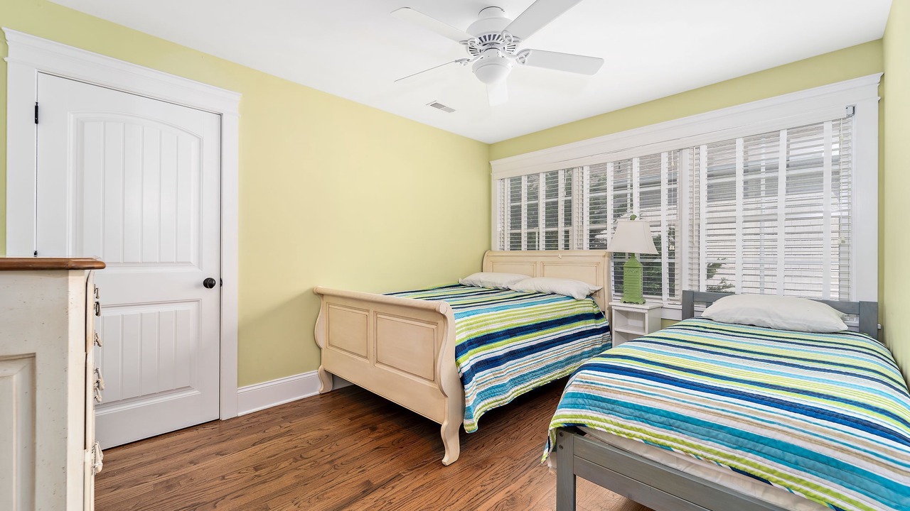 Photo of Bedroom in Admiral Estates