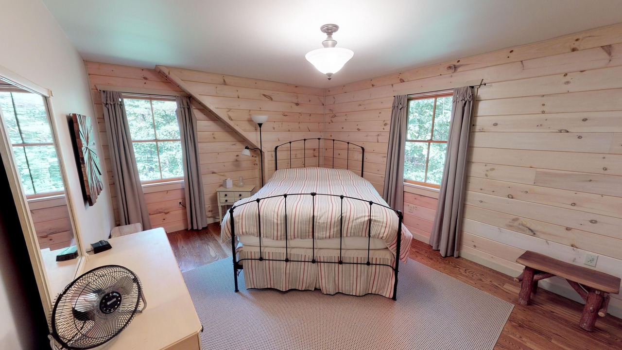 Photo of Bedroom in Huntingdon