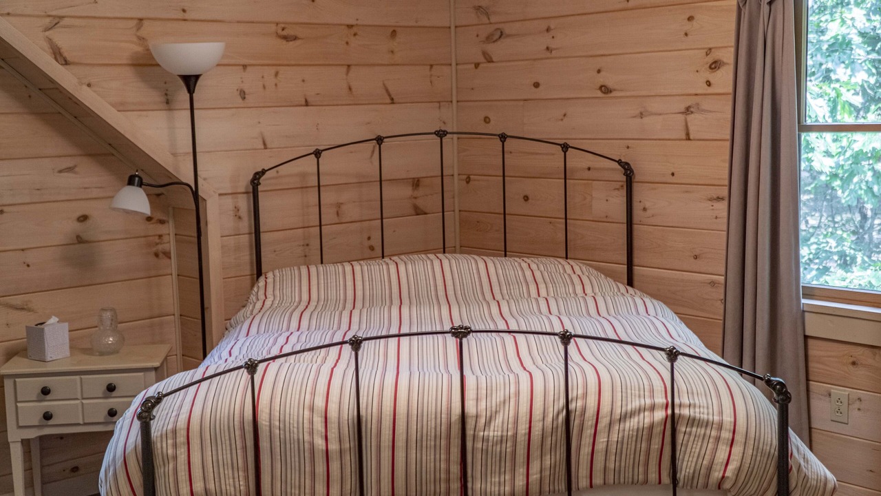 Photo of Bedroom in Huntingdon