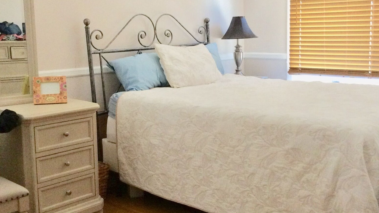 Photo of Bedroom in Belmar