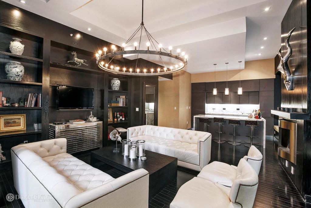Photo of Livingroom in Financial District