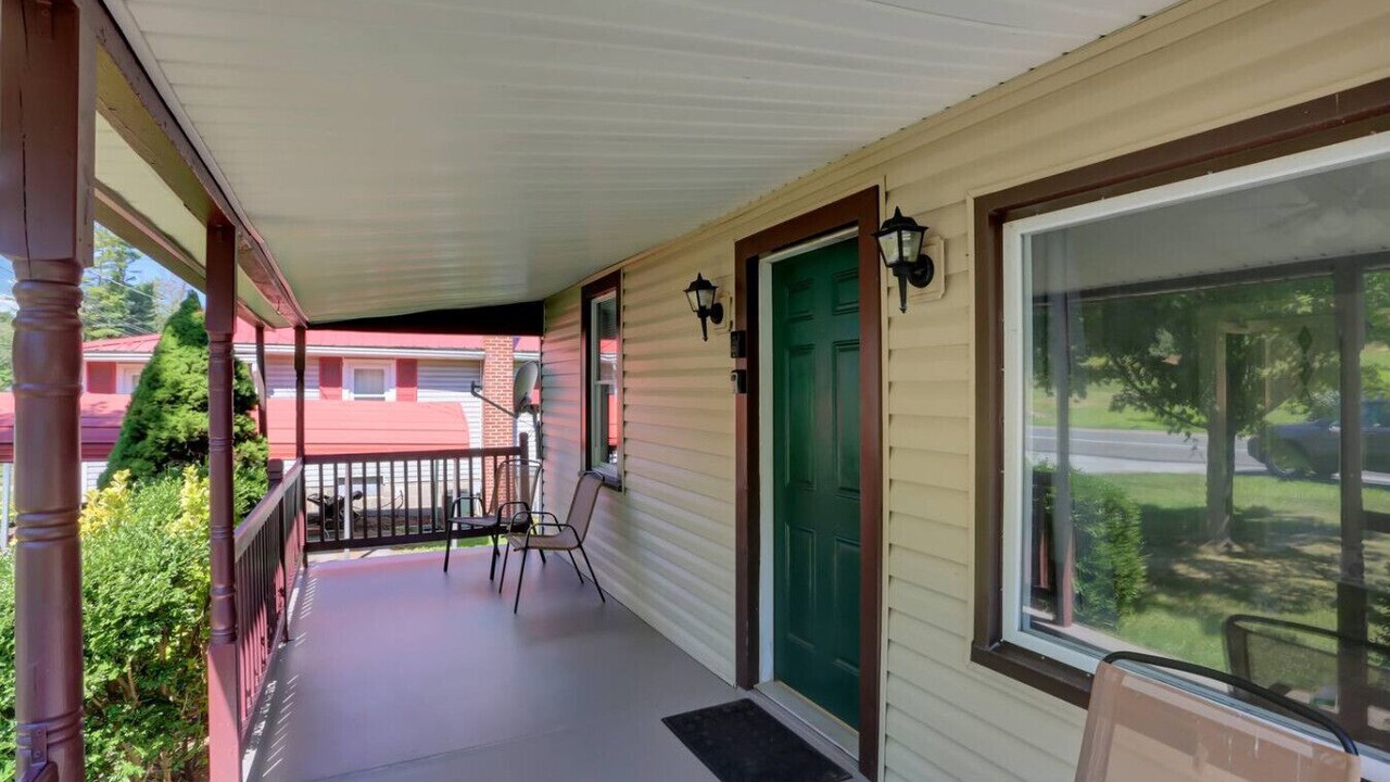 Photo of Patio Balcony in Duncannon