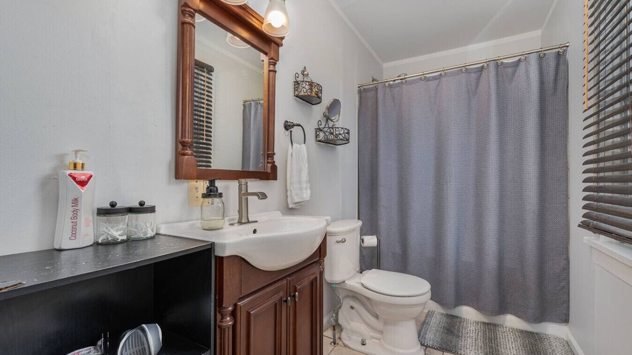 Photo of Bathroom in Duncannon