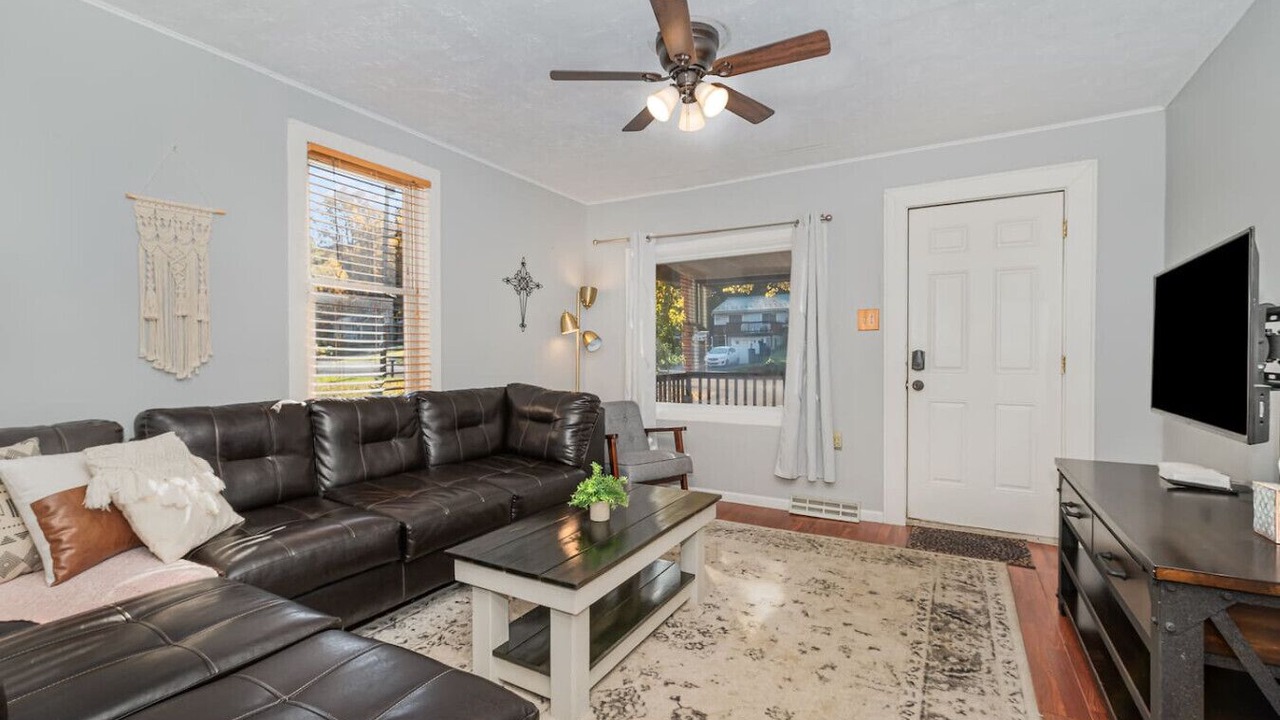Photo of Livingroom in Duncannon