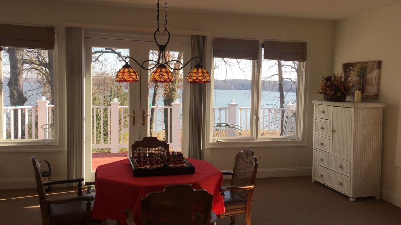 Photo of Bedroom in Mount Vernon