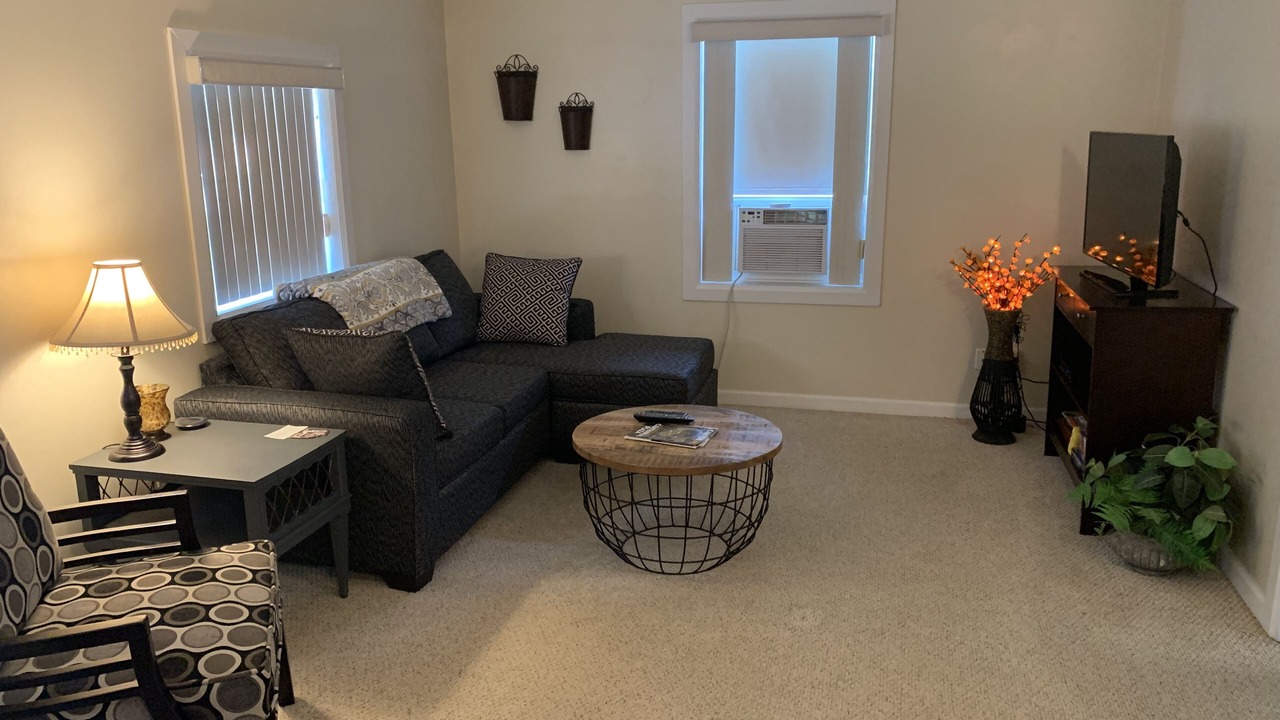 Photo of Livingroom in North Canton