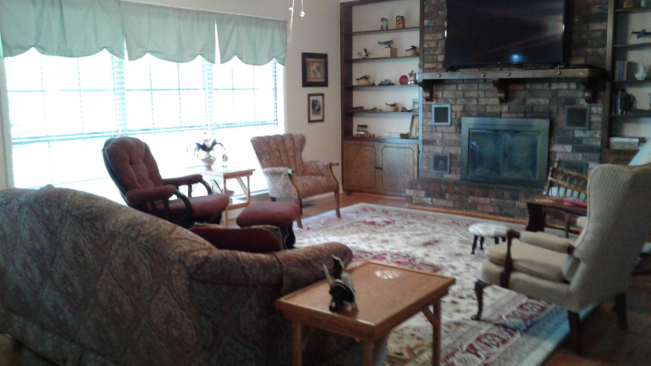 Photo of Livingroom in Clarksville