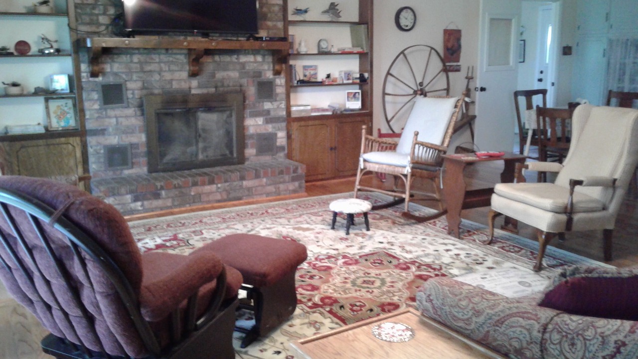 Photo of Livingroom in Clarksville