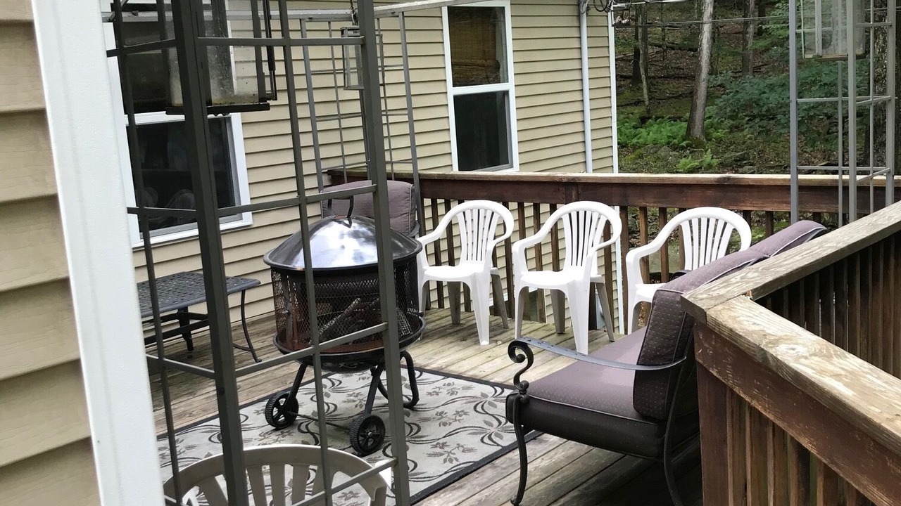 Photo of Patio Balcony in Rowland