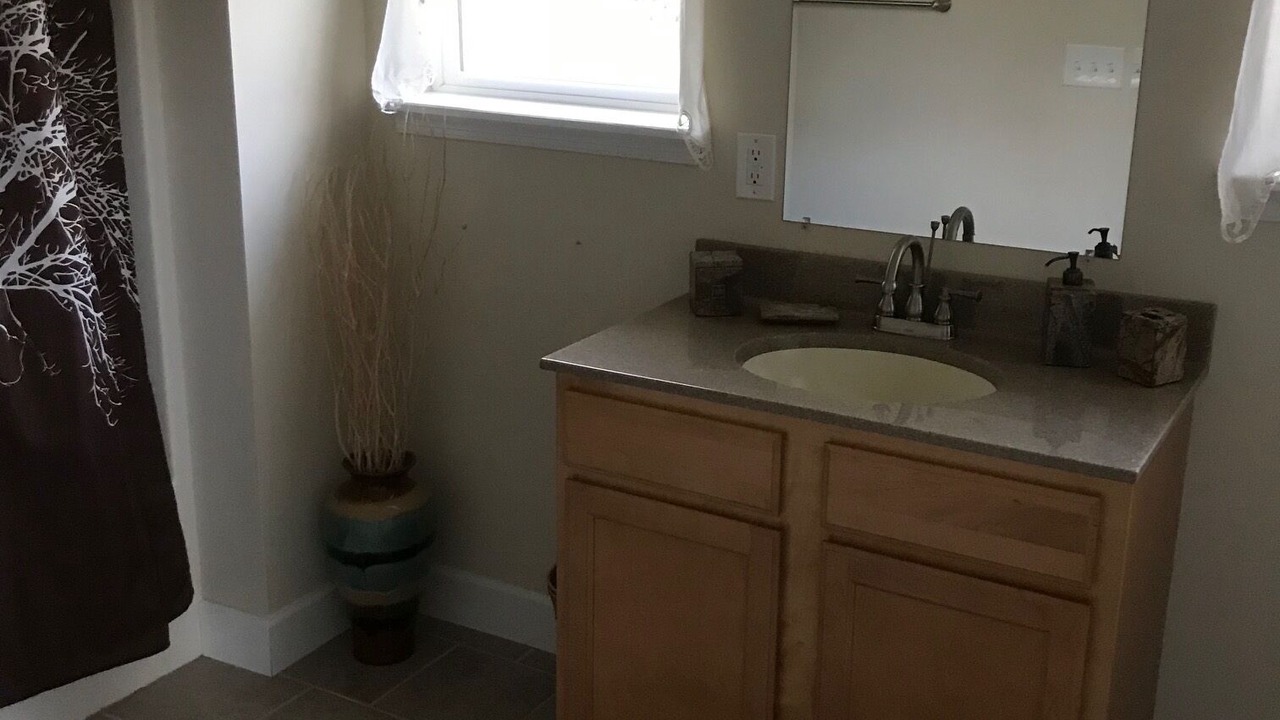 Photo of Bathroom in Rowland